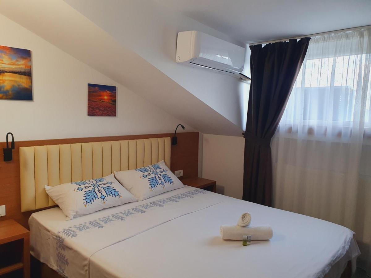 Stay Inn Rediu Valea Lupului  Exterior foto