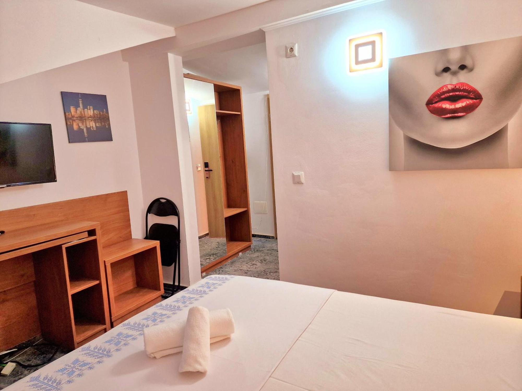 Stay Inn Rediu Valea Lupului  Exterior foto